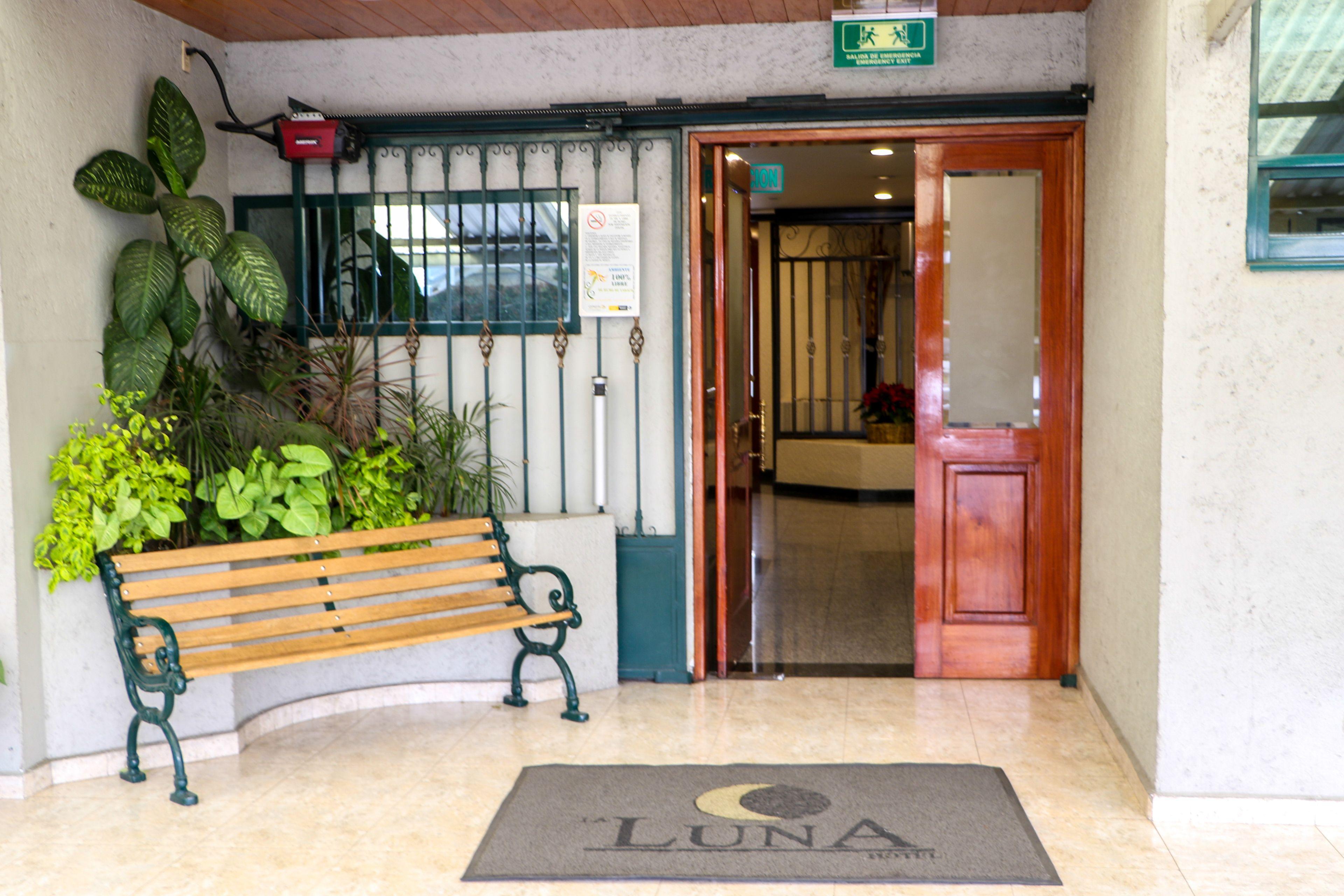 Hotel La Luna, Mexico City